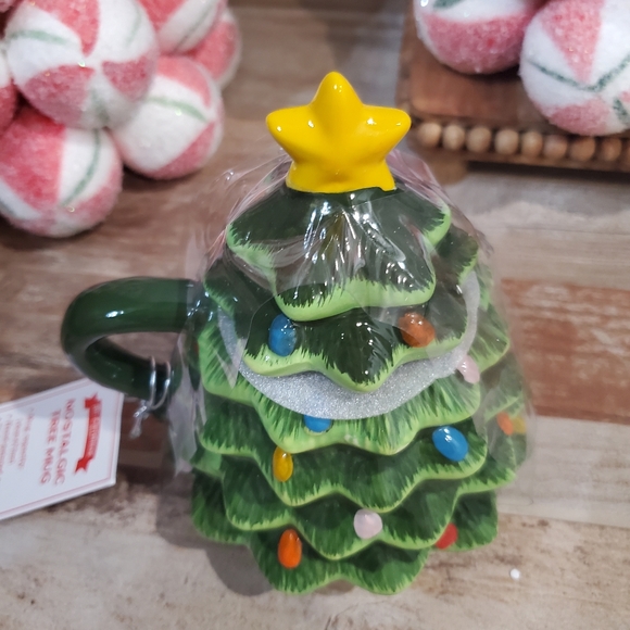 Retro Style Christmas Tree Mug-NWT - Picture 3 of 5